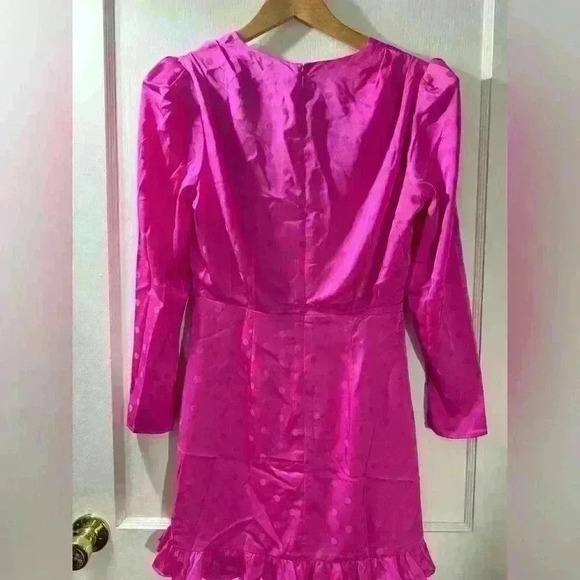 NWT WAYF Phoenix Magenta Pink Jacquard Satin Polka Dot Mini Dress - Picture 4 of 12